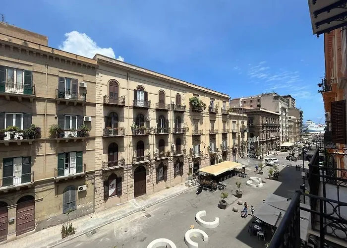 La Casa Del Maestro