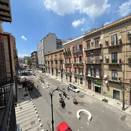 La Casa Del Maestro Apartment Palermo Exterior photo